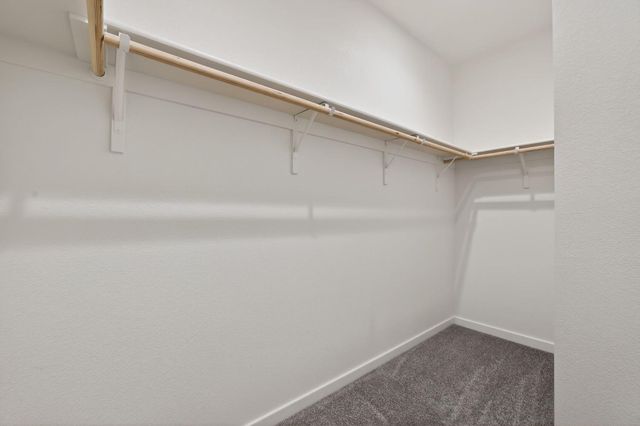 191 Log Pond Ln, Sacramento, CA 95818
