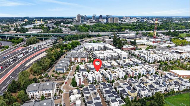 191 Log Pond Ln, Sacramento, CA 95818