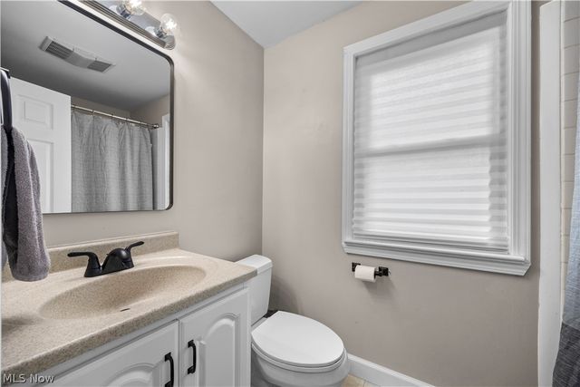 967 Gulf Road, Elyria, OH 44035