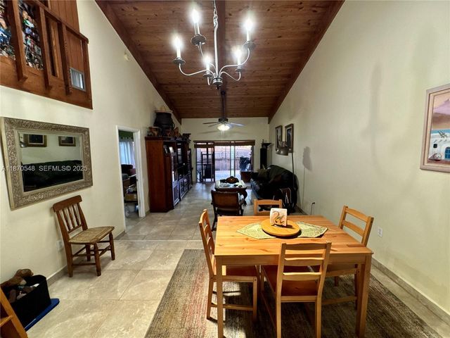 13527 SW 101st Lane, Miami, FL 33186