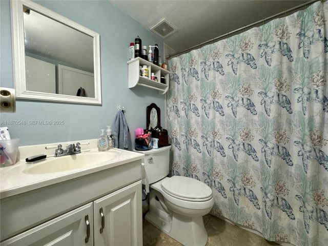 13527 SW 101st Lane, Miami, FL 33186