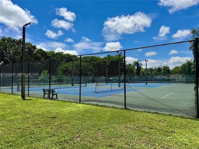 13527 SW 101st Lane, Miami, FL 33186