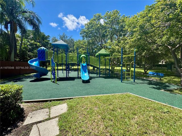 13527 SW 101st Lane, Miami, FL 33186