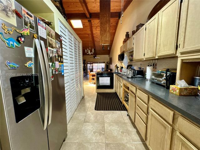 13527 SW 101st Lane, Miami, FL 33186