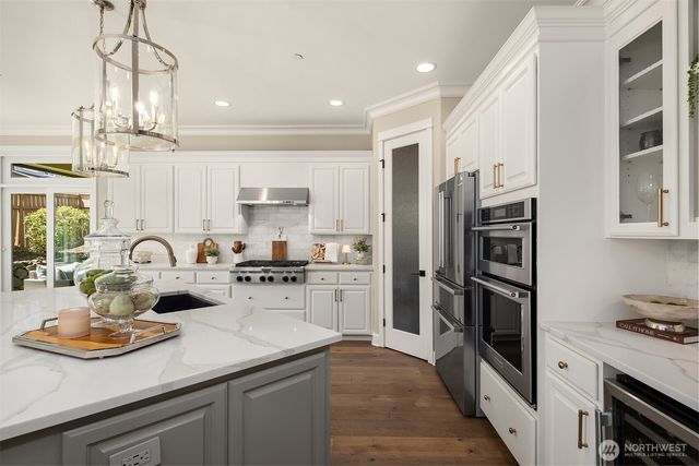 9404 117th Avenue NE, Kirkland, WA 98033