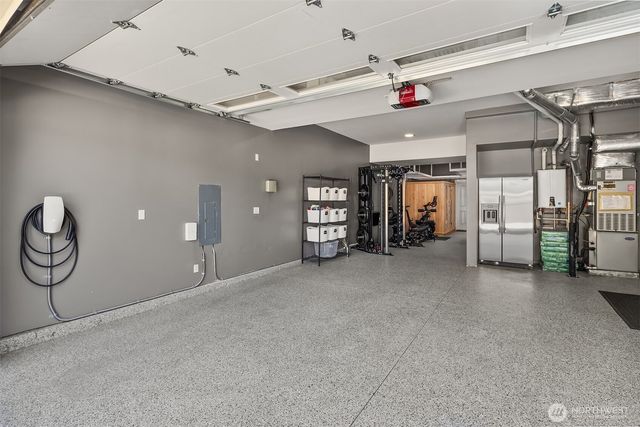 9404 117th Avenue NE, Kirkland, WA 98033