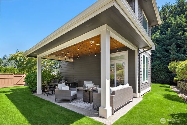 9404 117th Avenue NE, Kirkland, WA 98033
