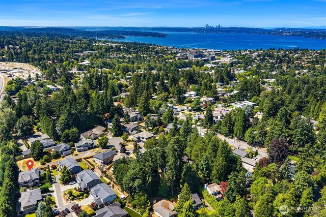 9404 117th Avenue NE, Kirkland, WA 98033