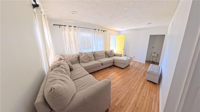 3718 Gibbs Road, Kansas City, KS 66106