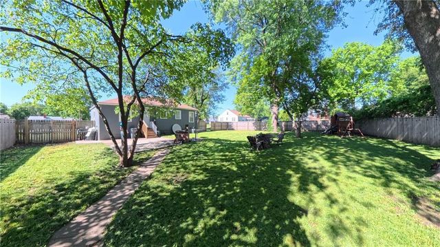 3718 Gibbs Road, Kansas City, KS 66106