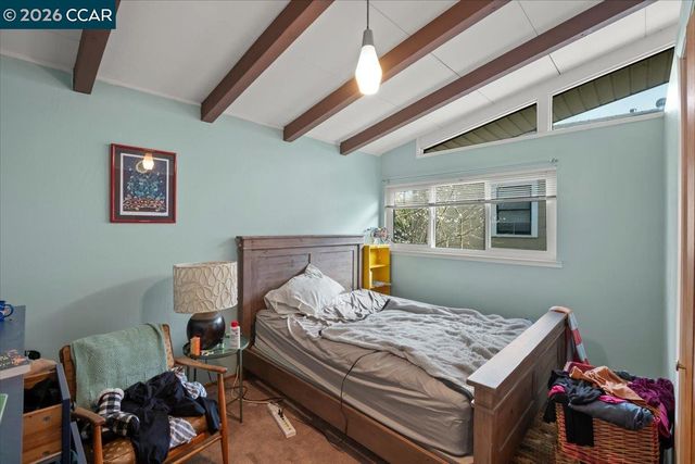 84 Monte Vista Ave, Oakland, CA 94611