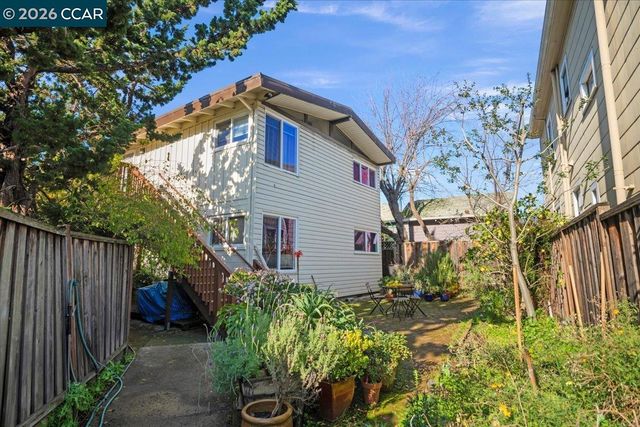 84 Monte Vista Ave, Oakland, CA 94611