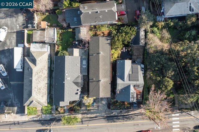 84 Monte Vista Ave, Oakland, CA 94611