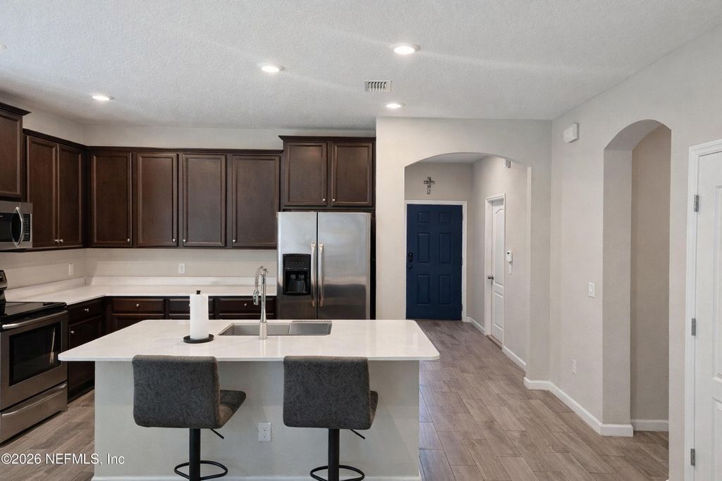 1414 KENDALL Drive, Jacksonville, FL 32211