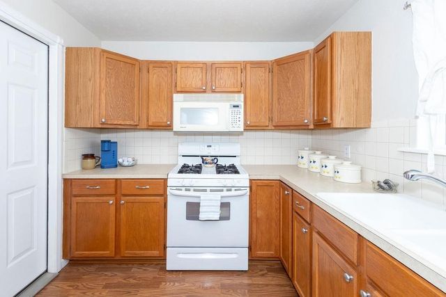 1105 4th Pl, Elgin, OK 73538