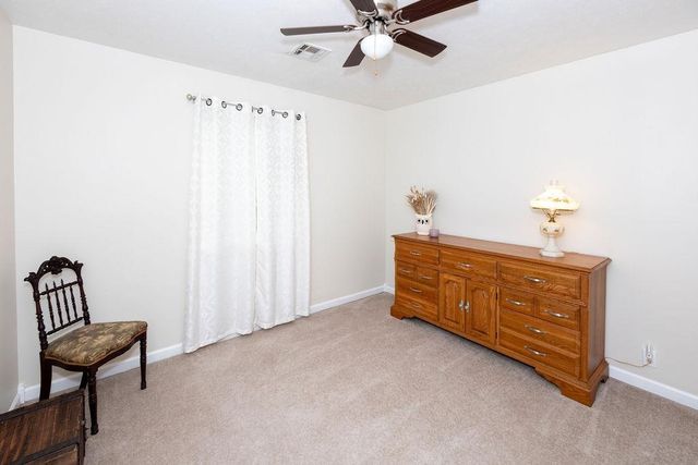1105 4th Pl, Elgin, OK 73538
