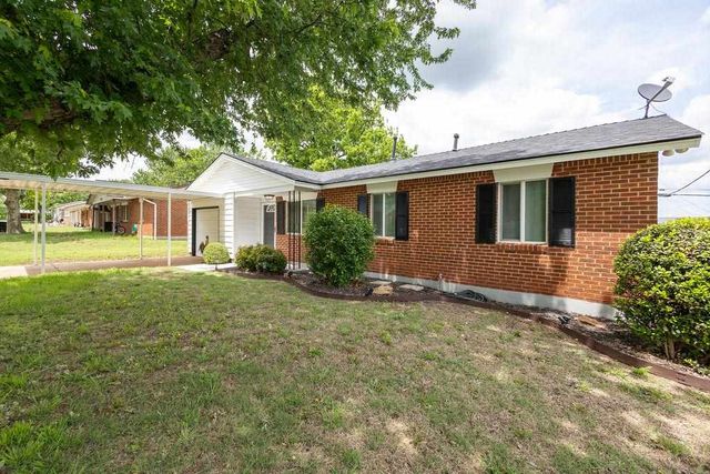 1105 4th Pl, Elgin, OK 73538