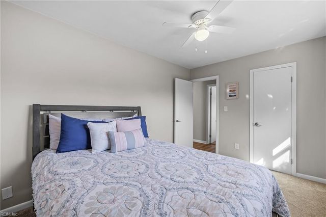 5662 Heathwood CT, Virginia Beach, VA 23464