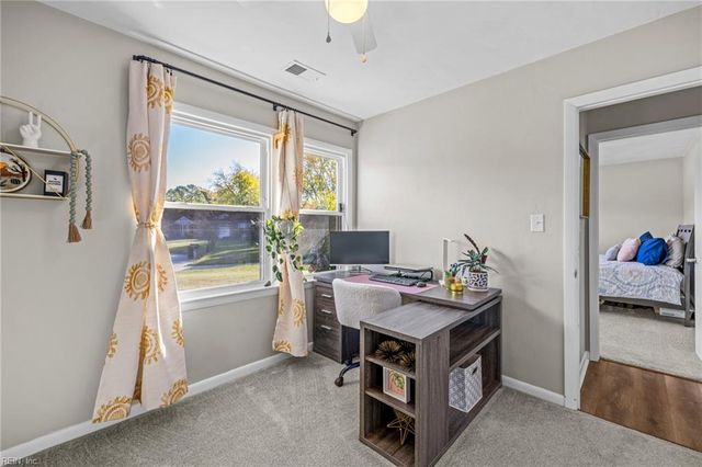 5662 Heathwood CT, Virginia Beach, VA 23464