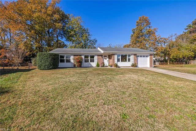 5662 Heathwood CT, Virginia Beach, VA 23464