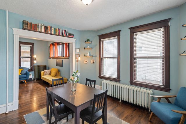 1335 Oliver Avenue N, Minneapolis, MN 55411