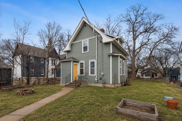 1335 Oliver Avenue N, Minneapolis, MN 55411