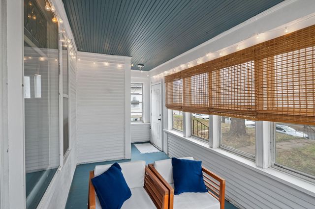 1335 Oliver Avenue N, Minneapolis, MN 55411