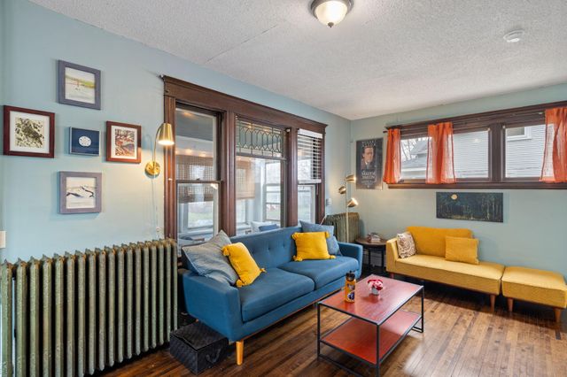 1335 Oliver Avenue N, Minneapolis, MN 55411