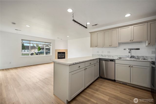 208 Noble Street, Sumas, WA 98295