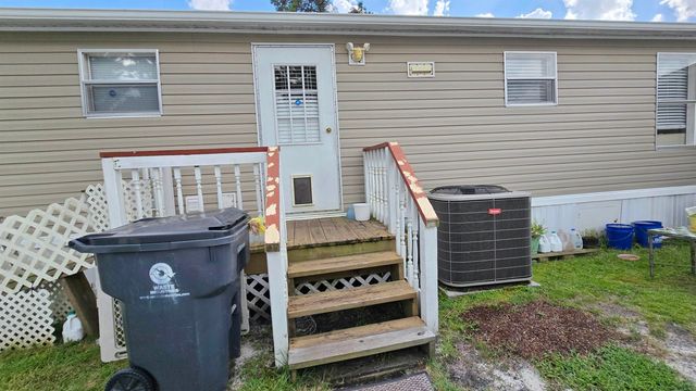 989 Jamestown Rd., Conway, SC 29526