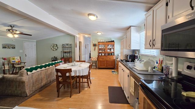 989 Jamestown Rd., Conway, SC 29526