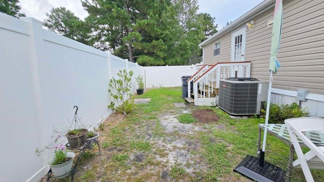989 Jamestown Rd., Conway, SC 29526