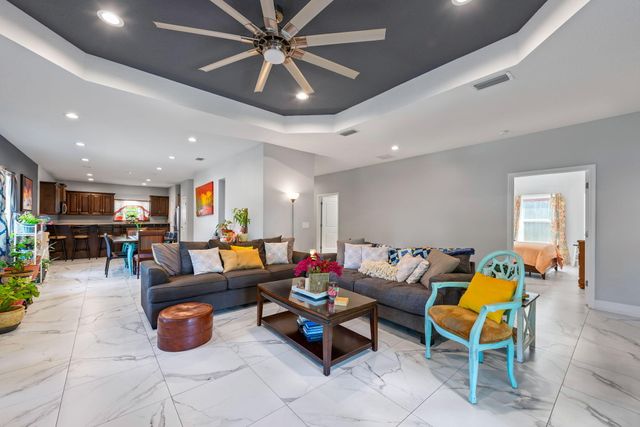 35 NW Baywood Court, Fort Walton Beach, FL 32548