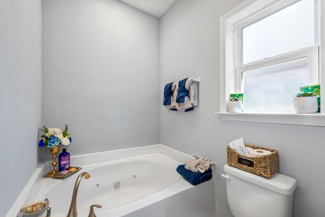 35 NW Baywood Court, Fort Walton Beach, FL 32548