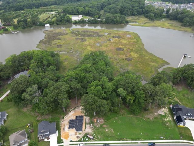 3426 Raintree CIR, Suffolk, VA 23435