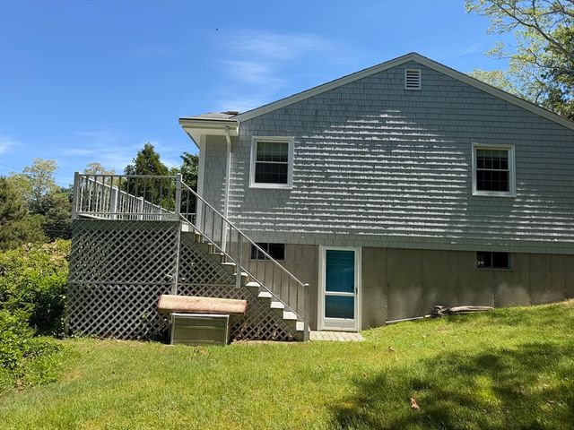 98 Old Hills, Dennis, MA 02638