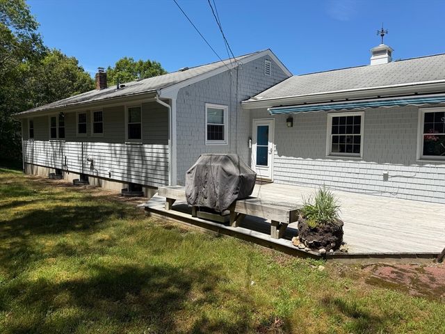 98 Old Hills, Dennis, MA 02638