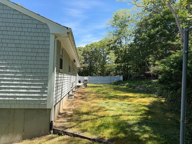 98 Old Hills, Dennis, MA 02638