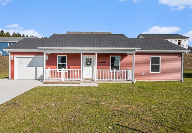 258 Stonecrest Drive, Shelby, MI 49455