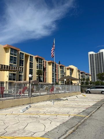 210 172nd Street 133, Sunny Isles Beach, FL 33160