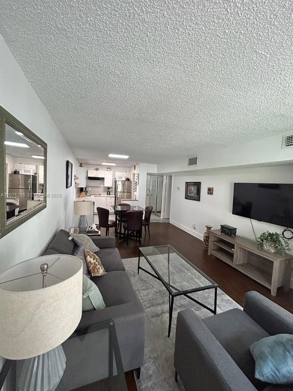 210 172nd Street 133, Sunny Isles Beach, FL 33160