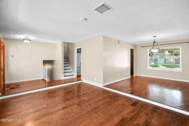 6217 BANDOLERO Drive, El Paso, TX 79912