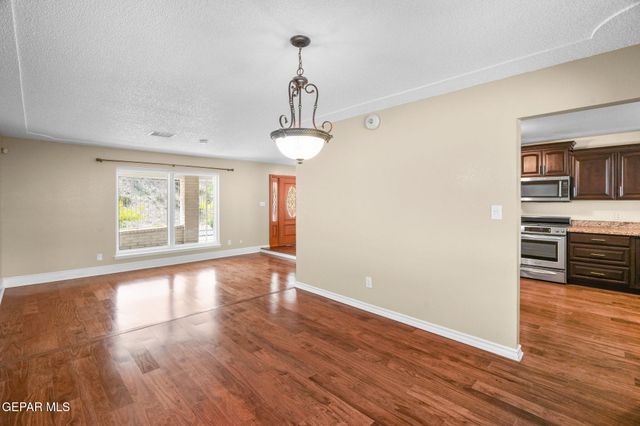 6217 BANDOLERO Drive, El Paso, TX 79912