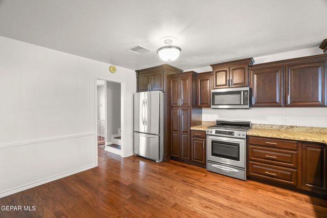 6217 BANDOLERO Drive, El Paso, TX 79912