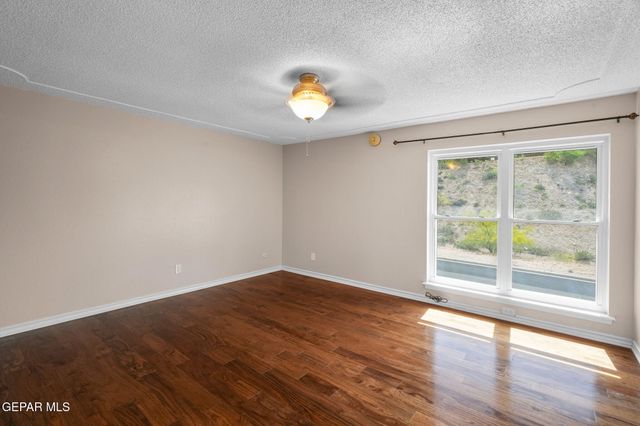 6217 BANDOLERO Drive, El Paso, TX 79912