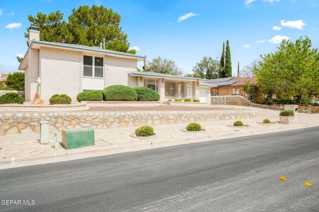 6217 BANDOLERO Drive, El Paso, TX 79912