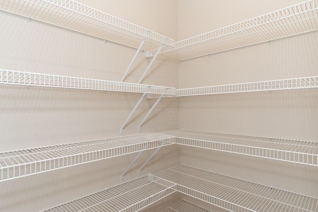 356 Cornwall Drive, Florence, KY 41042