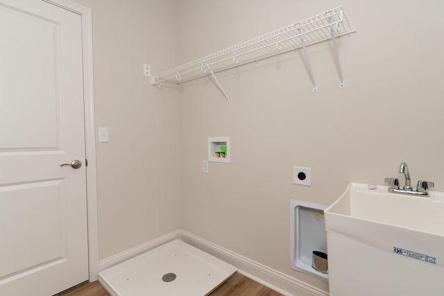 356 Cornwall Drive, Florence, KY 41042