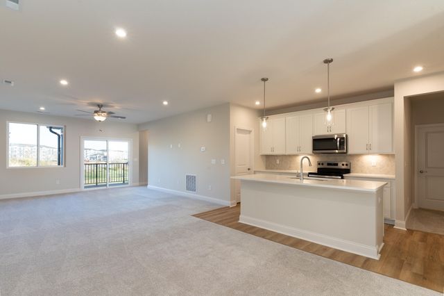 356 Cornwall Drive, Florence, KY 41042