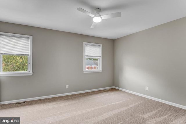 513 OLDE GREENWICH CIR, Fredericksburg, VA 22408